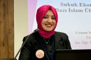 Dr. Melek Nur Osanmaz