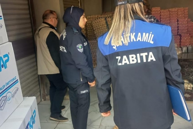 Şehitkâmil belediyesi zabıta ekipleri göz açtırmıyor