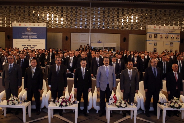 "Dünyanın 800 milyonu açlıkla  mücadele ediyor"