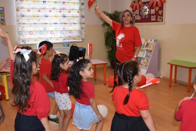 Şahinbeyli minikler 30 Ağustos Zafer Bayramı’nı kutladı
