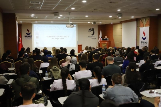 SANKO Üniversitesi’nde Cumhuriyet’in 102’nci yılı coşkuyla kutlandı