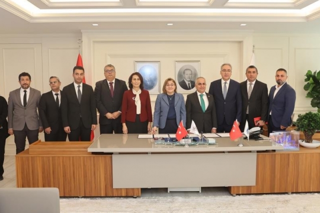 Gaziantep Büyükşehir akademik tecrübeden yararlanmayı sürdürüyor
