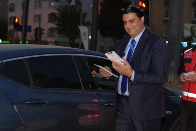 Başkan Yılmaz’dan koruyucu aile farkındalığı