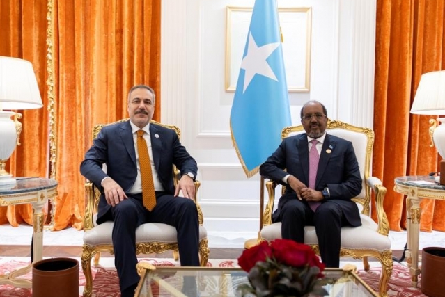 Dışişleri Bakanı Fidan, Somali Cumhurbaşkanı Mahmud ile görüştü