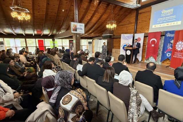 GAZİANTEP’TE “YAPAY ZEKÂ ÇAĞINDA HABERCİLİK” GENÇLİK KAMPI DÜZENLENDİ
