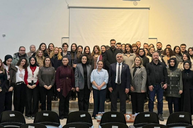 GAÜN’DE “HASTANE YAPILARINDA MİMARİ YAKLAŞIM” SÖYLEŞİSİ DÜZENLENDİ