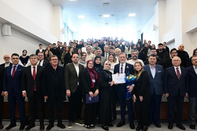 BTSO Başkanı İbrahim Burkay’dan Gençlere Dönüşüm Mesajı