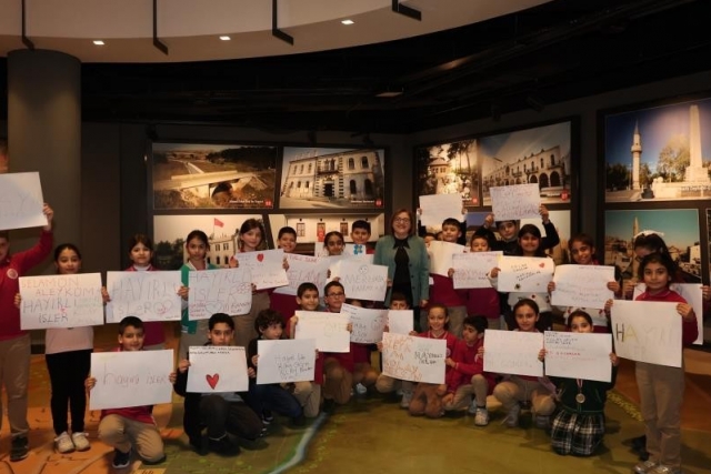 Gazi şehirde iyilik çocuklarla yayılıyor