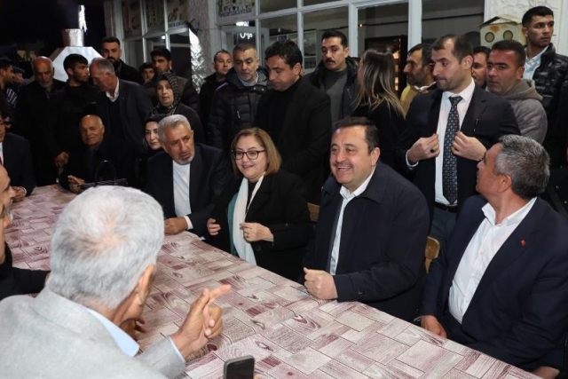 Şahin, Karkamış’ta vatandaşlarla iftarda buluştu