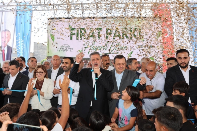 Hayat Projesi Fırat Mahallesi Parkı hizmete açıldı