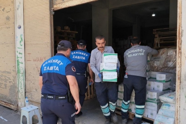 Zabıta ekipleri, denetimlerde sahte etiket kullanan işletmelere yönelik işlem başlattı.