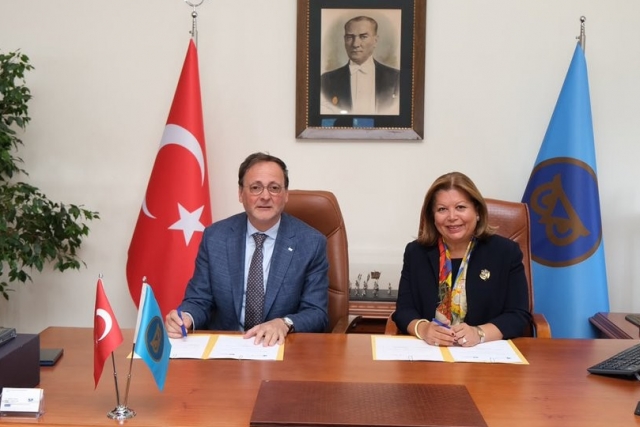 HKÜ ile Mimar Sinan'dan Eğitimde Güç Birliği