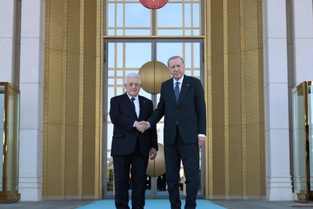 Cumhurbaşkanı Erdoğan, Filistin Devlet Başkanı Abbas'ı törenle karşıladı