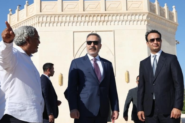 Fidan, Ömer Muhtar’ın mezarını ziyaret etti