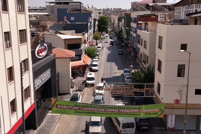 Büyükşehir’den Ana Caddelere Estetik Dokunuş
