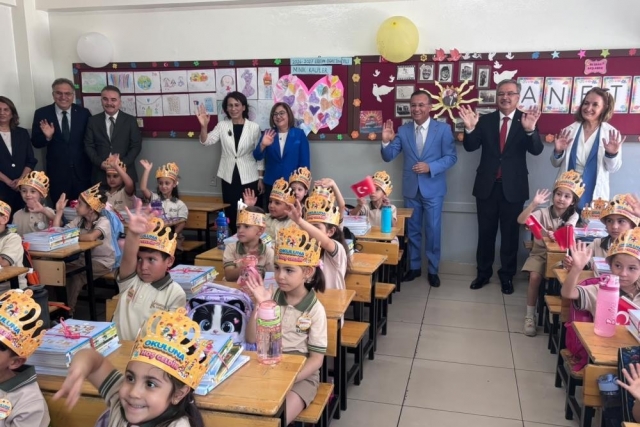 Gaziantep'te 680 bin öğrenci ders başı yaptı