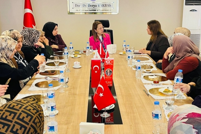 Derya Bakbak’tan Teşkilat Çalışmalarına Aralıksız Devam