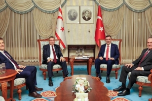 “KKTC İçin Parlayan Yıldız Vurgusu”