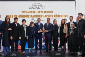 BAKAN TEKİN’İN KATILIMIYLA FATMA-MERAL-BEYHAN USLU KREŞİ AÇILDI