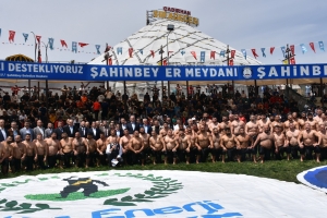 ŞAHİNBEY’DE ER MEYDANINDA KIYASIYA MÜCADELE