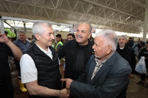 BAŞKAN TAHMAZOĞLU’NDAN KURBAN KESİM ALANLARINA BAYRAM DENETİMİ