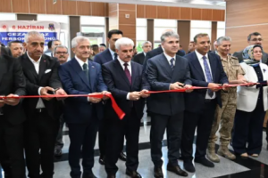 Gaziantep'te cezaevi personeli ve mahkumlarca yapılan el sanatları sergisi açıldı