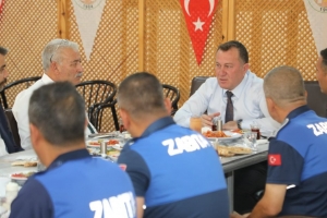 Başkan Doğan, Zabıta Haftası’nda personelle bir araya geldi
