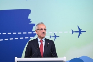 Uraloğlu: Uçuşlar Anlık Takip Edilebiliyor