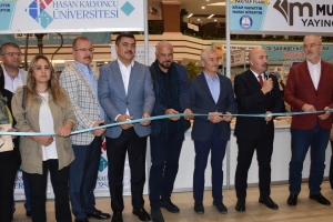 Şahinbey kitap fuarı açıldı