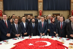 Irak Başkonsolosu Dizayee, 29 Ekim Cumhuriyet Bayramı törenine katıldı