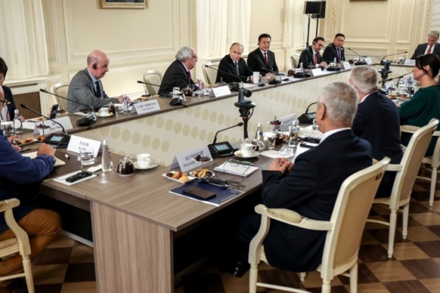 Putin: "(Hamaney'in öldürülmesi) Böyle bir olasılığı tartışmak bile istemiyorum"