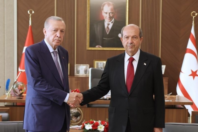 Cumhurbaşkanı Erdoğan, KKTC Cumhurbaşkanı Tatar ile bir araya geldi
