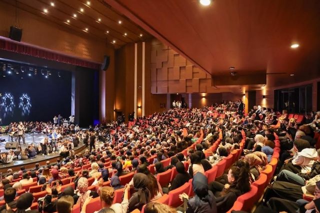 MEDENİYET SÖYLEŞİLERİ’NİN KONUĞU YEŞİLAY GENEL BAŞKANI DOÇ. DR. MEHMET DİNÇ OLDU