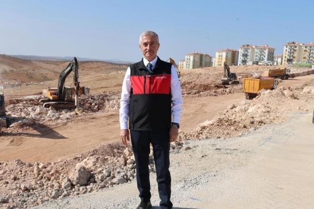 Şahinbey Belediyesi'nin 10 bin sosyal konut projesinde ilk etabı hızla yükseliyor