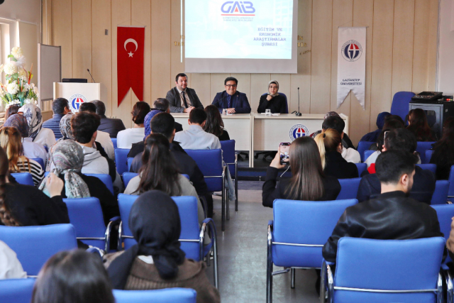 SOSYAL BİLİMLER MYO’DA İHRACATÇI BİRLİKLERİ EKOSİSTEMİ SEMİNERİ DÜZENLENDİ