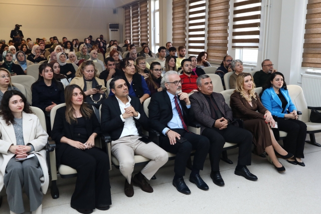 AVRUPA’DA YASAKLANAN ENERJİ İÇECEKLERİ GAÜN’DE TARTIŞILDI