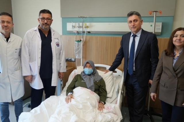 Gaziantep'te kadın hasta, kadavradan yapılan böbrek nakli ile sağlığına kavuştu