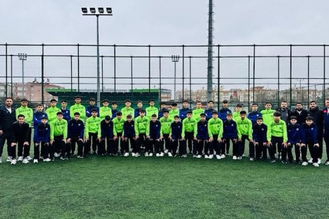 Şehitkamil Belediyespor’un gençleri Türkiye Şampiyonası’nda