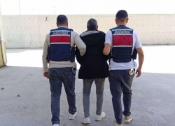 Kesinleşmiş hapis cezalarıyla aranan 2 şahıs yakalandı