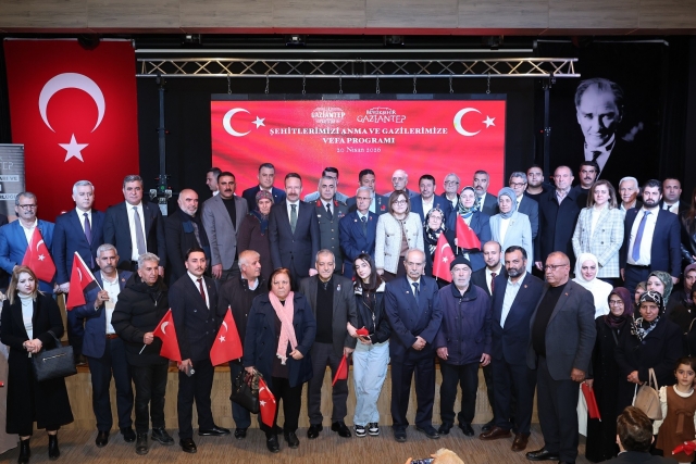 BAŞKAN ŞAHİN, ŞEHİT AİLELERİ VE GAZİLERLE BULUŞTU