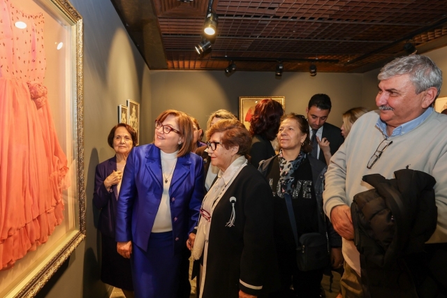 GAZİANTEP BÜYÜKŞEHİR, BİLGE KAZAZ’IN ÇEYİZİNİ KENT HAFIZASINA DÖNÜŞTÜRDÜ