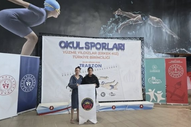 GKV’li Kont Kardeşlerden Türkiye Yüzme Başarısı