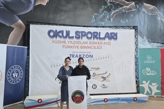 GKV'li Kont kardeşlerden Türkiye yüzme başarısı