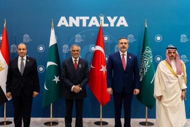 Bakan Fidan, Türkiye-Mısır-Pakistan-Suudi Arabistan Dışişleri Bakanları Toplantısı'na ev sahipliği yaptı