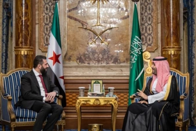 Suriye Devlet Başkanı eş-Şara, Suudi Arabistan Veliaht Prensi Selman ile görüştü