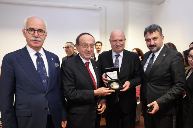ATO BAŞKANI BARAN VE BERABERİNDEKİ ATO HEYETİ ROMA’DA…