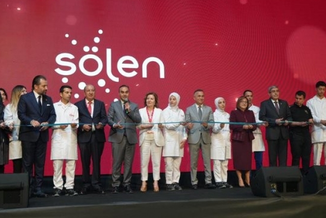 Bakan Kacır: "Küresel ölçekte yaşanan dönüşümden güçlenerek çıkmayı başardık"