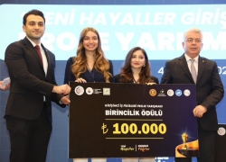 NTO BAŞKANI MEHMET ÖZYURT, "YENİ HAYALLER GİRİŞİMCİ FİKİRLER" FİNALİNDE BİRİNCİLİK ÖDÜLÜNÜ TAKDİM ETTİ