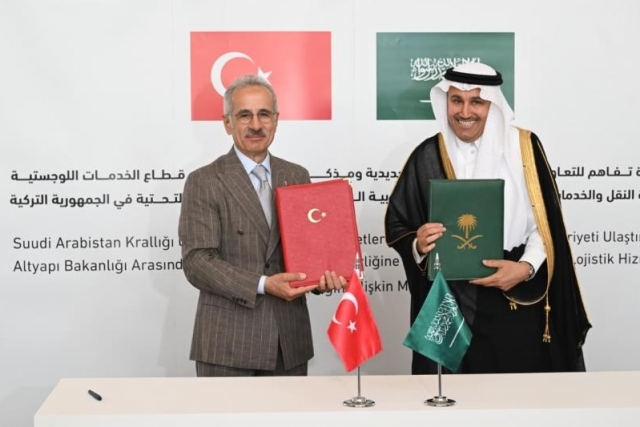 Türkiye ile Suudi Arabistan Arasında İki Yeni İş Birliği Protokolü Türkiye ile Suudi Arabistan Arasında İki Yeni İş Birliği Protokolü