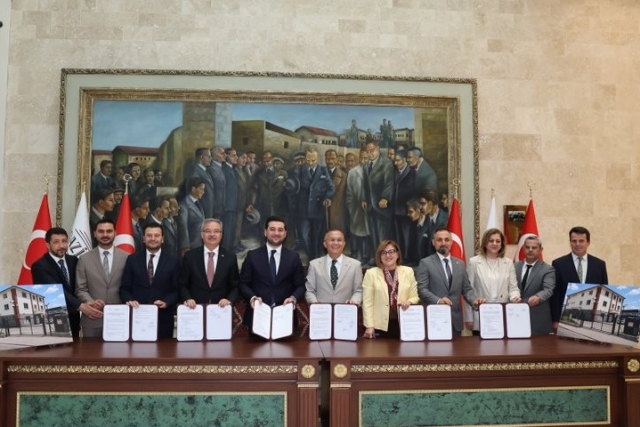 GAZİANTEP BÜYÜKŞEHİR HAFTAYA 5 YENİ PROJEYLE BAŞLADI